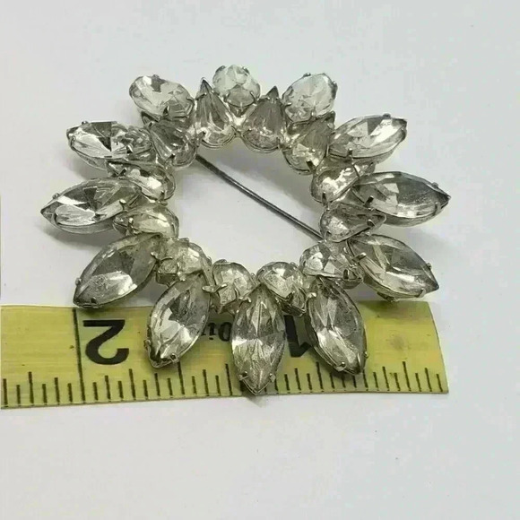 Vintage Brooch Rhinestone Circle Flower Navette & Pear Stones Large - Picture 8 of 8